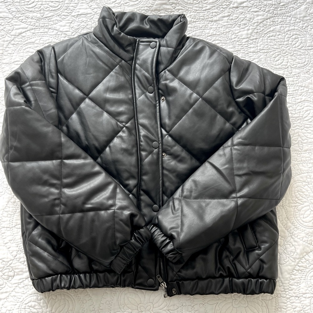 Quilted Faux leather coat size medium never worn!